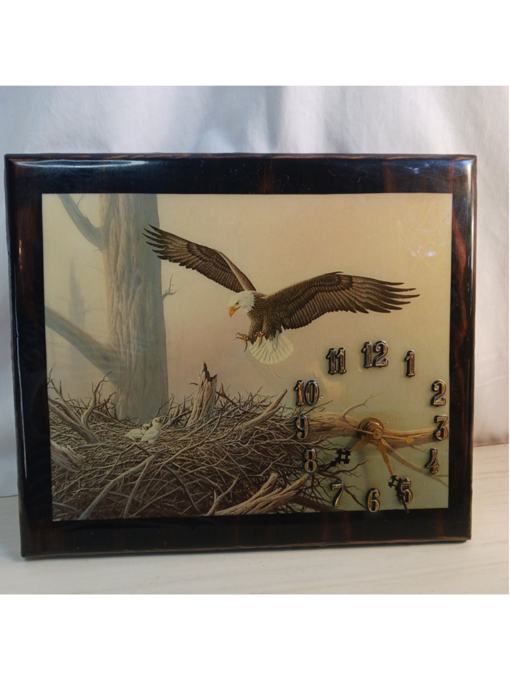 VTG '80s Lacquered Eagle On Nest Clock Rec Room Wood Plaque Retro *READ*